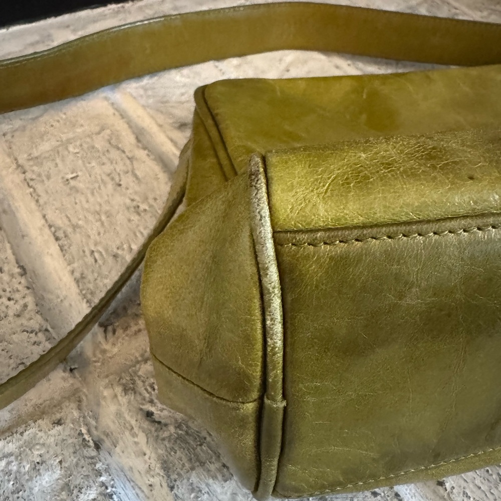 HOBO International Vintage Leather Hobo Bag - Picture 7 of 9